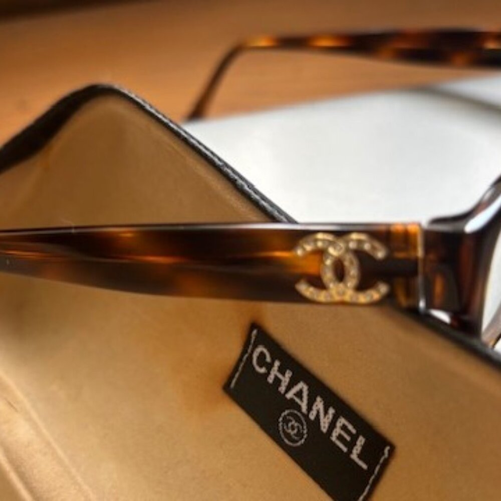 CHANEL eyeglass frames